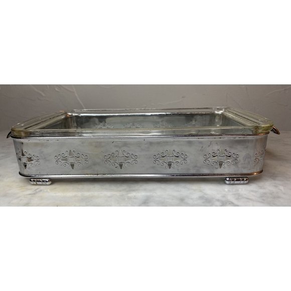 Vintage Pyrex #231 1.5qt With Matching Silver Tray - Picture 3 of 8